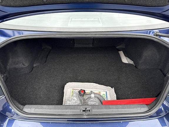 Subaru Legacy 7 of 15