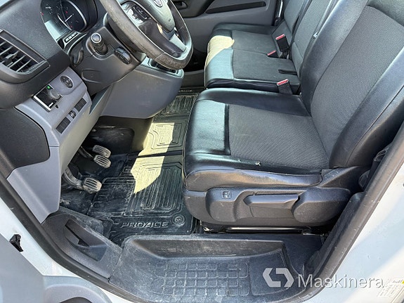 Toyota Proace 10 of 12