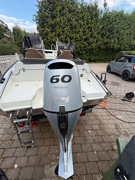 Silver Fox BR 2021, Honda BF60, en ägare & bromsad trailer. 4 of 9