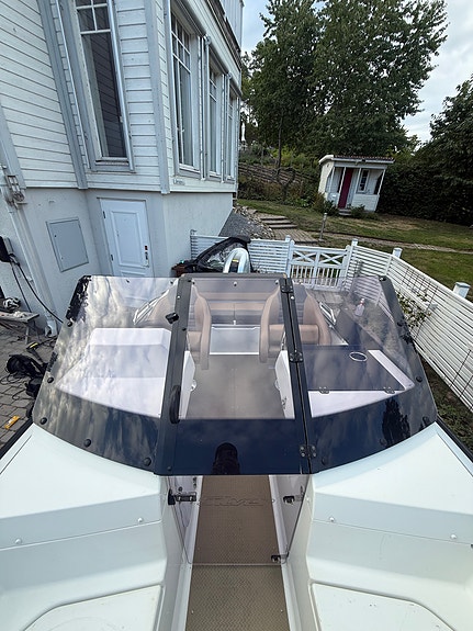 Silver Fox BR 2021, Honda BF60, en ägare & bromsad trailer. 5 of 9