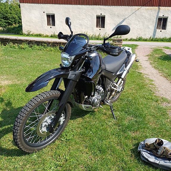 Yamaha XT660R 3 of 4