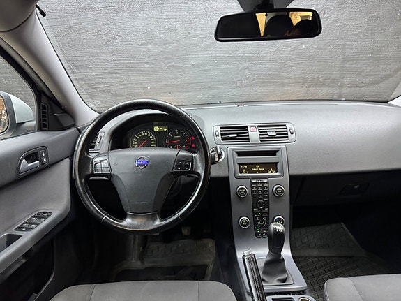 Volvo V50 12 of 15