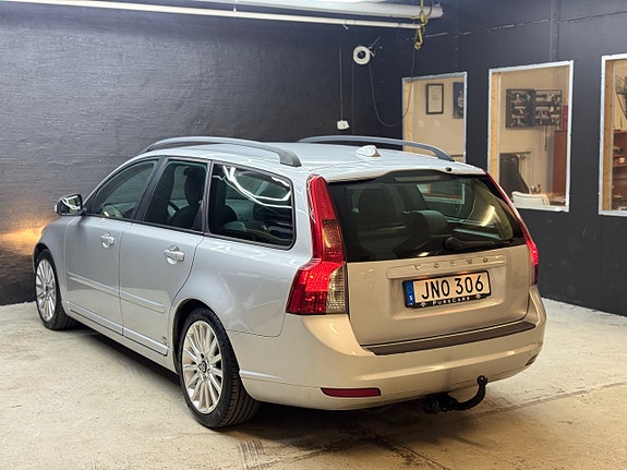 Volvo V50 8 of 15