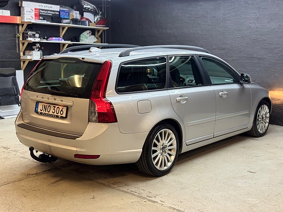 Volvo V50 9 of 15