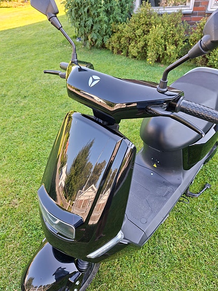 Yadea S-like elmoped klass 1 7 of 11
