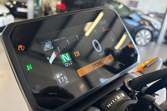Honda Cb 1000sp /Öhlins/Racefit/259 mil!/ 15 of 17