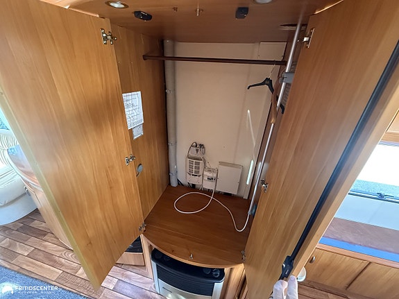 Hobby 610 UF EXCELSIOR Förtält 17 of 21