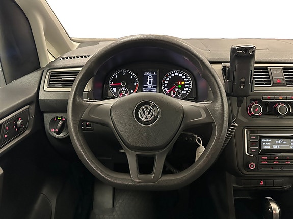 Volkswagen Caddy Maxi 12 of 16