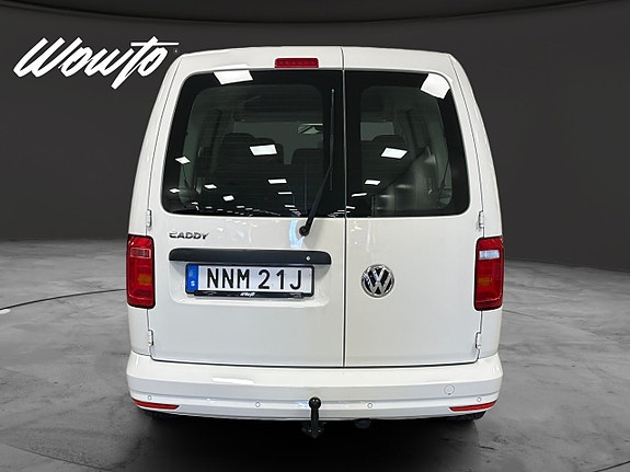 Volkswagen Caddy Maxi 6 of 16