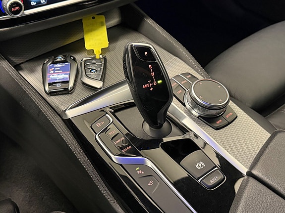 BMW 520d 26 of 30