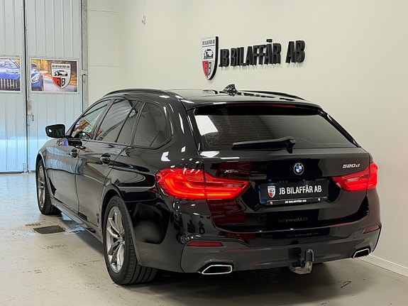 BMW 520d 4 of 30