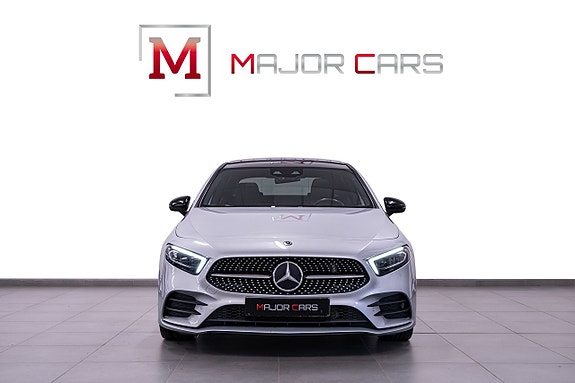 Mercedes-Benz A200 2 of 25