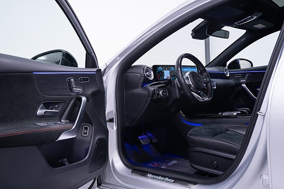 Mercedes-Benz A200 7 of 25