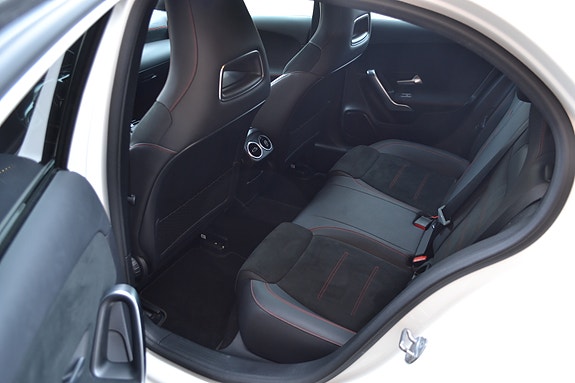 Mercedes-Benz A180 6 of 6