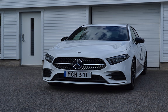 Mercedes-Benz A180 3 of 6