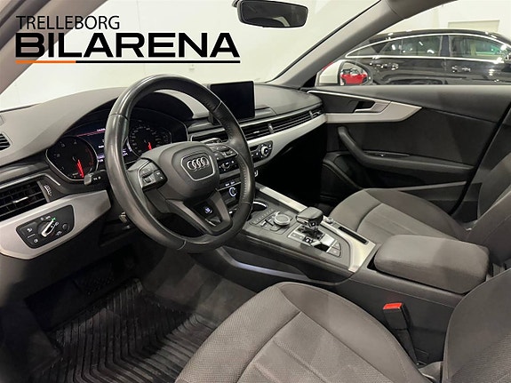 Audi A4 10 of 27