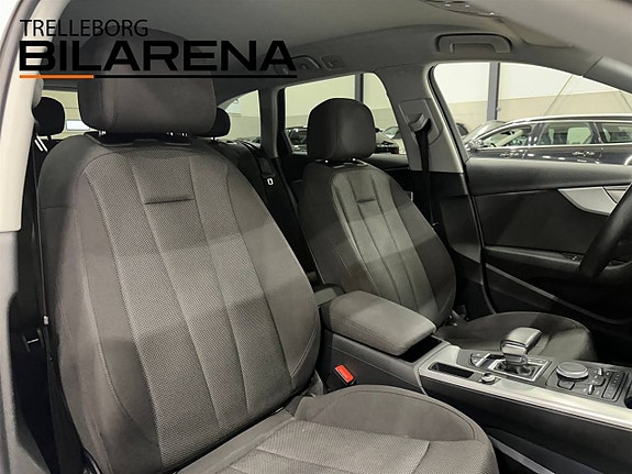 Audi A4 14 of 27