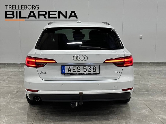 Audi A4 7 of 27