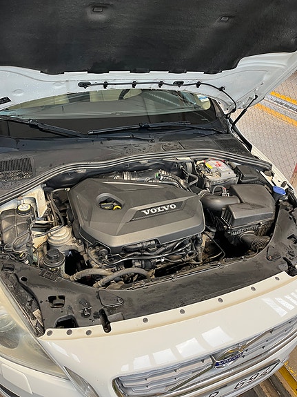 Volvo S60 3 of 10