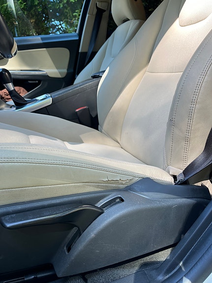 Volvo S60 7 of 10