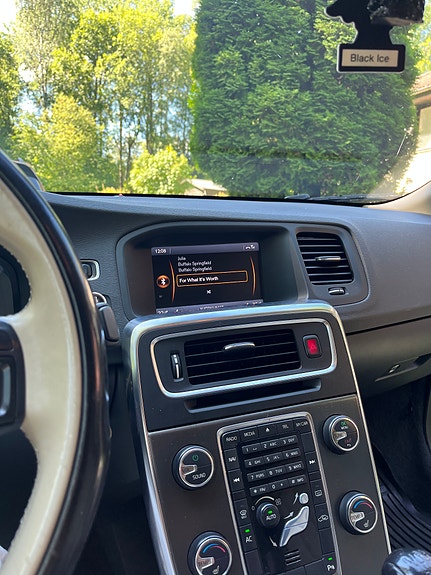 Volvo S60 5 of 10
