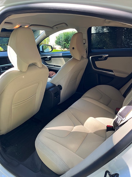 Volvo S60 8 of 10