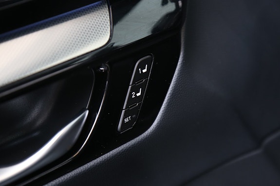 Honda CR-V 13 of 30