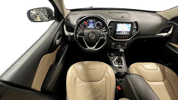 Jeep Cherokee 7 of 27