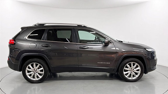 Jeep Cherokee 3 of 27