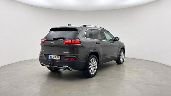 Jeep Cherokee 4 of 27