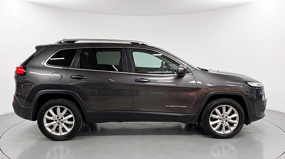 Jeep Cherokee 3 of 27