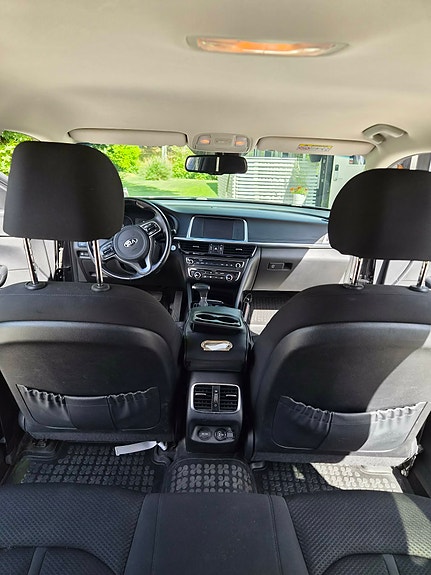 Kia Optima 8 of 9