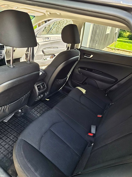 Kia Optima 9 of 9