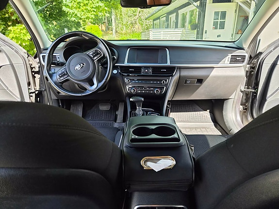 Kia Optima 6 of 9