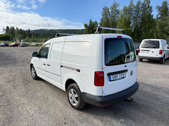 Volkswagen Caddy Maxi 6 of 9