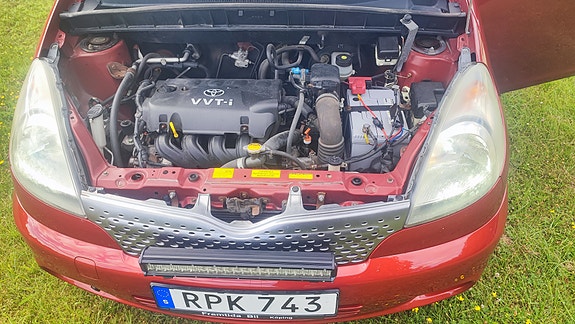 Toyota Yaris Verso 3 of 11