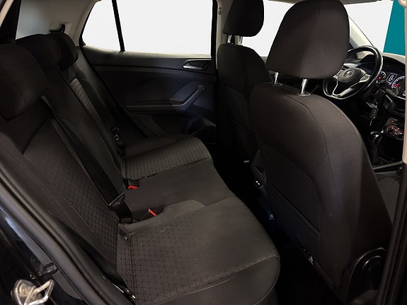 Volkswagen T-Cross 13 of 17