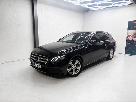 Mercedes-Benz E220