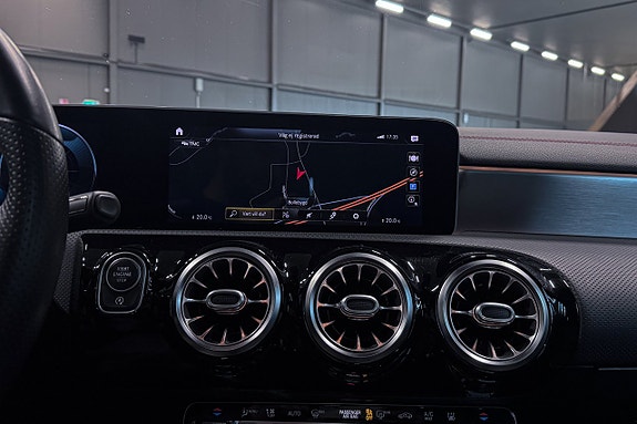 Mercedes-Benz CLA220 d 18 of 20
