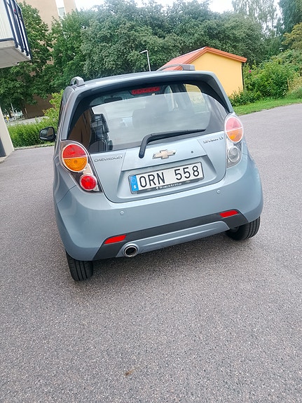 Chevrolet Spark 4 of 6