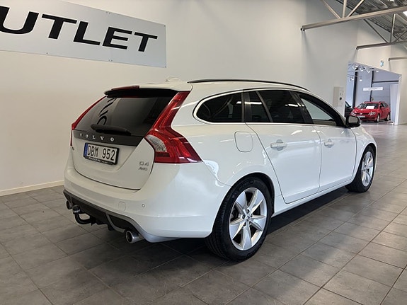 Volvo V60 7 of 18