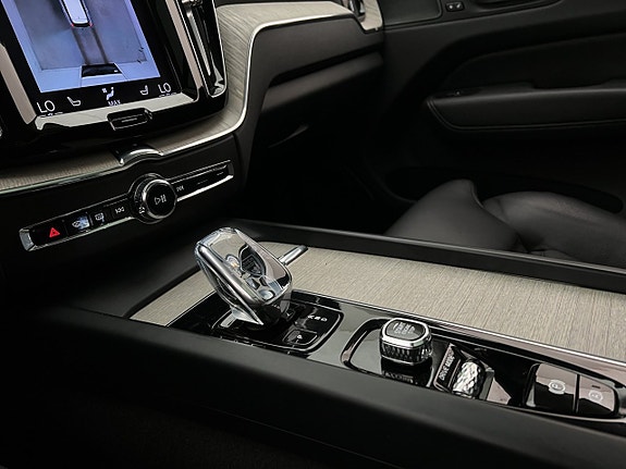 Volvo XC60 29 of 30
