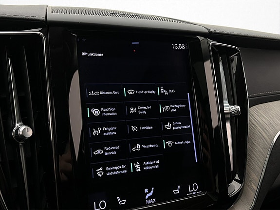 Volvo XC60 27 of 30