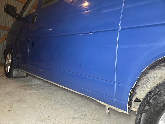 Volkswagen California 4 of 5