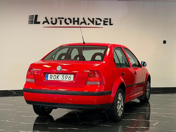 Volkswagen Bora 6 of 15