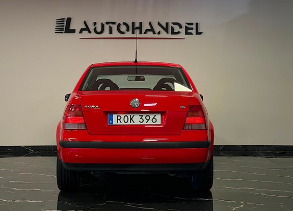 Volkswagen Bora 5 of 15