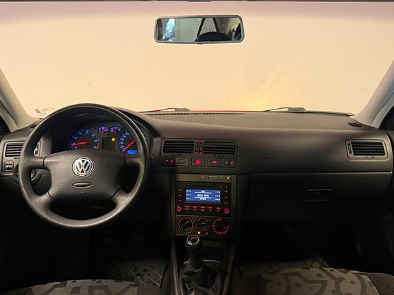 Volkswagen Bora 15 of 15