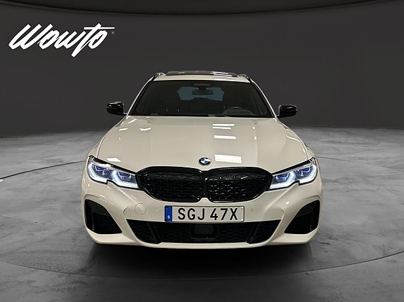 BMW M340i 2 of 15
