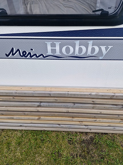 Hobby 560 UFF EXCELLENT Queensbed 2 of 10