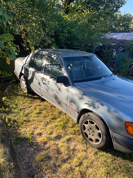 Mercedes-Benz 200 7 of 7